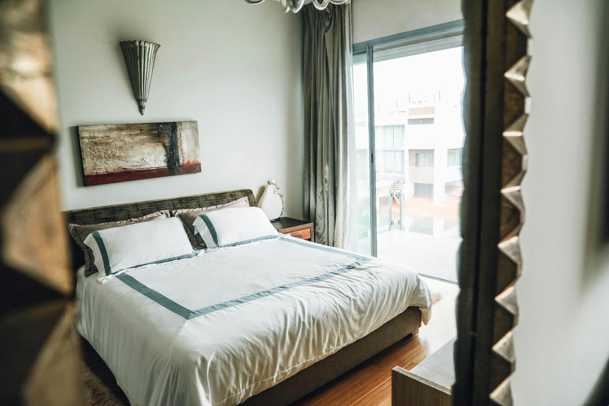 Tark A Family Near Igi Airport Delhi Hotel 4*